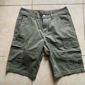 Men's Green Cargo Shorts (TRUE RELIGION)